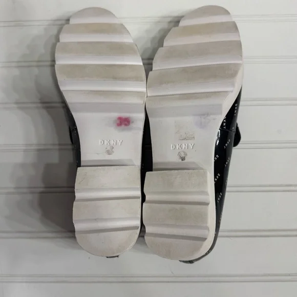 DKNY Logo Black Lug Sole Loafers Patent Leather Platform Chunky Y2K Size 8 - Picture 6 of 7